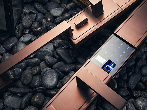 新青24小时上门开锁公司