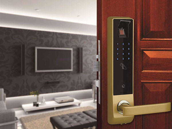 新青24小时上门开锁公司