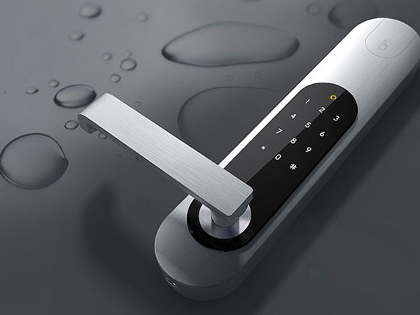 新青24小时上门开锁公司